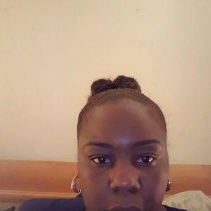 Meet your Posher, Charessa